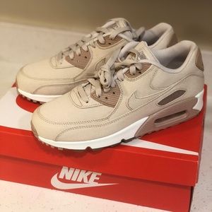 Women’s Nike Air 90 TXT